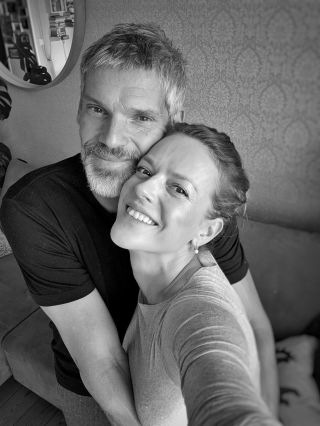 Únava by se dala krájet…ale spolu, jde všechno zvládnout. Protože…láska, je odpověď na všechno 🫶 #inlove @mikolasruzicka...